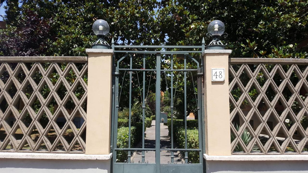 Bed & Breakfast A Casa Di Lia A Roma Extérieur photo